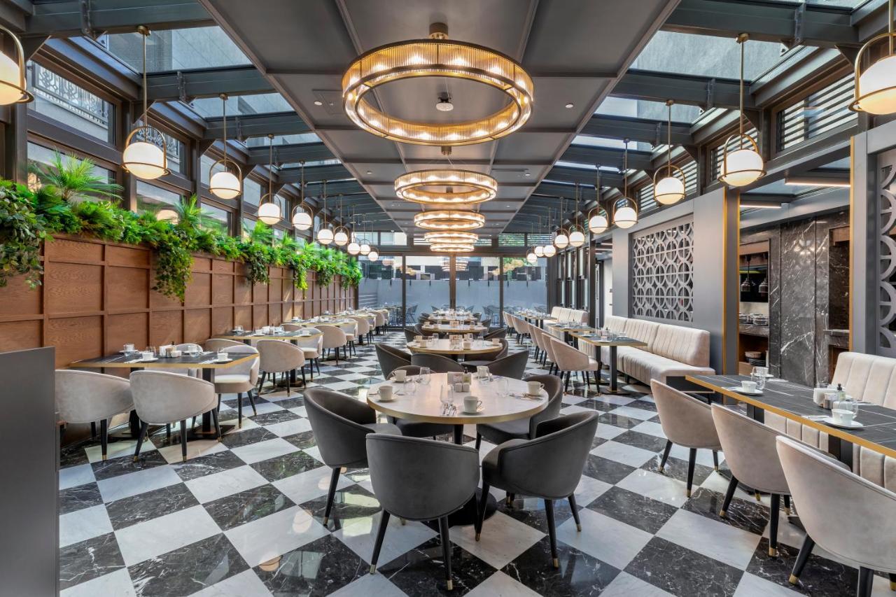 Wish More Hotel Sisli Istanboel Buitenkant foto The interior of the restaurant