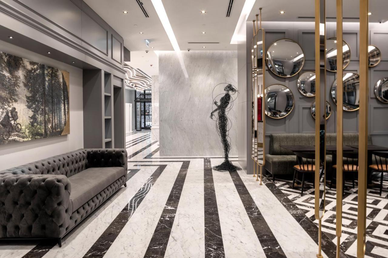 Wish More Hotel Sisli Istanboel Buitenkant foto The lobby of the hotel