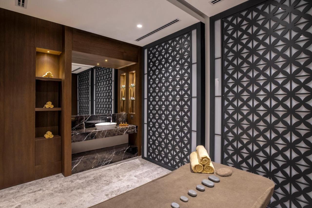 Wish More Hotel Sisli Istanboel Buitenkant foto The Spa at The St. Regis Mumbai