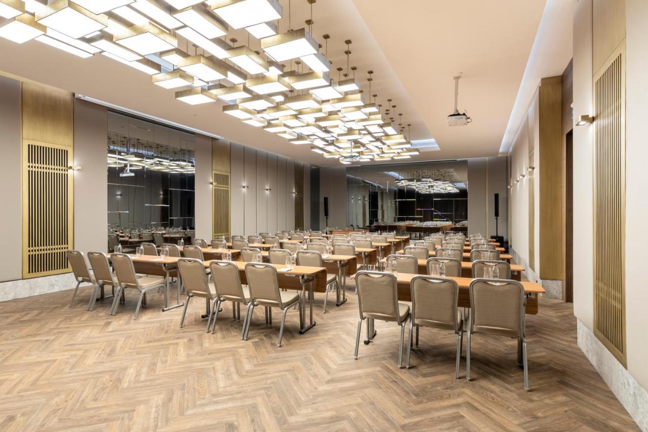 Wish More Hotel Sisli Istanboel Buitenkant foto The interior of the new dining room